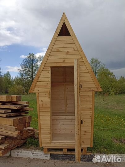 Дачный туалет деревянный