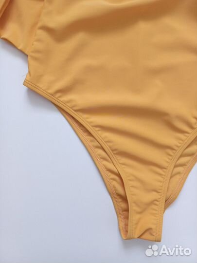 Купальник женский слитный новый na-kd