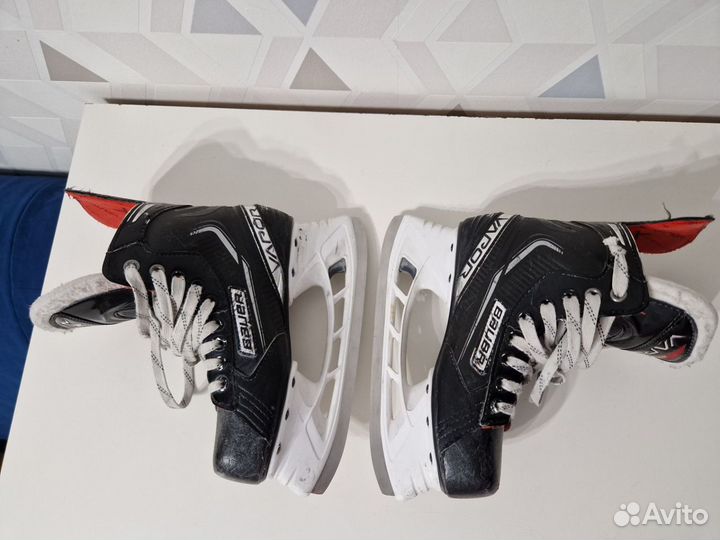 Хоккейные коньки bauer vapor select размер 4.0