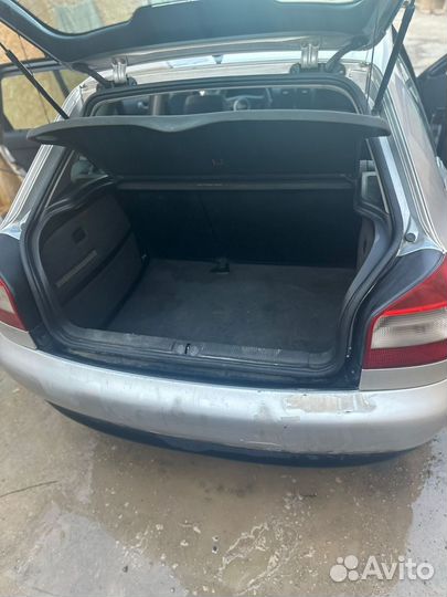 Audi A3 1.8 МТ, 2000, 210 722 км