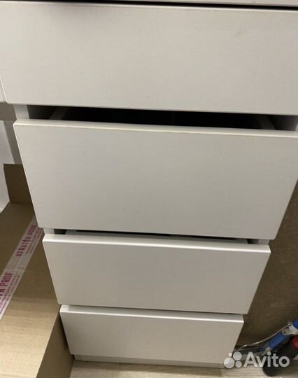 Рабочее место для визажиста/бровиста