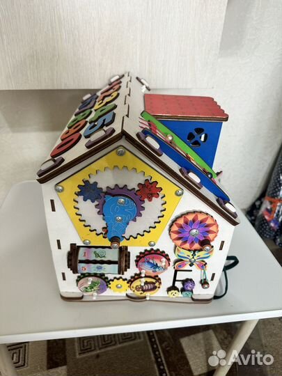 Бизиборд домик со светом большой