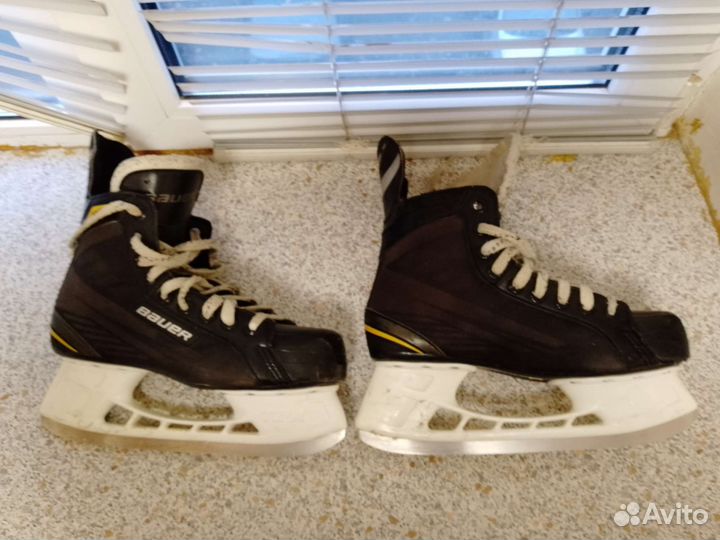 Хоккейные коньки bauer 43 размер