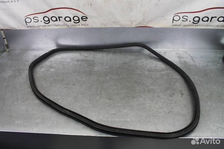 Уплотнитель кузова задней левой двери Chevrolet C