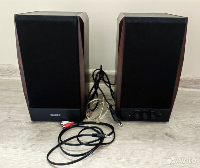 Колонки Sven SPS-704