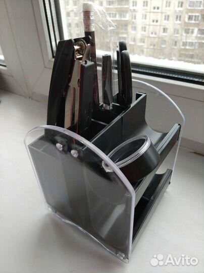 Набор канцелярских предметов