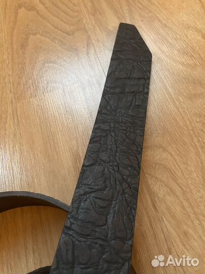 Ремень с литой латунной пряжкой 