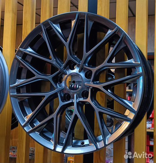 Новые диски HRE Performance P200 R18 5x114.3