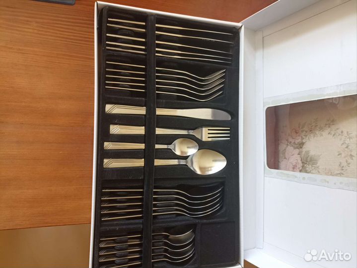 Набор столовых приборов новый