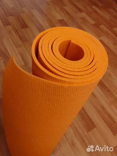 Коврик для йоги и фитнеса