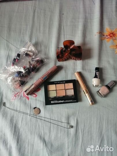 Набор косметики+топ