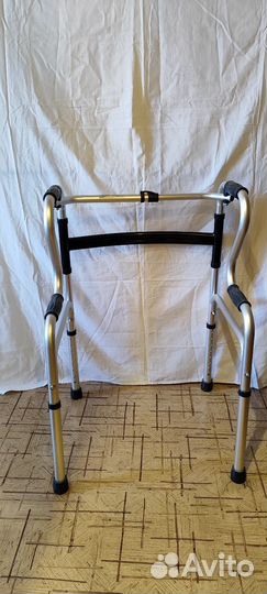 Ходунки для взрослых инвалидов