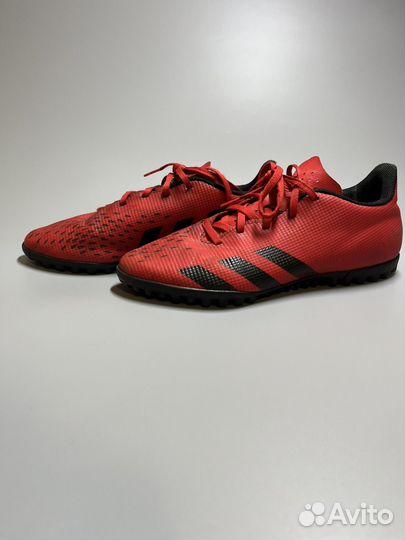 Сороконожки adidas predator freak