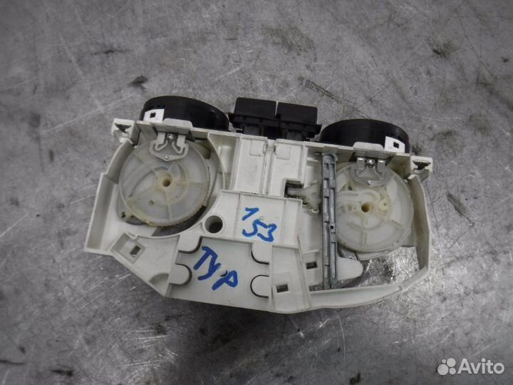 Блок управления отопителем Skoda Octavia А4 BCA