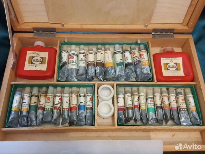 Этюдник с красками