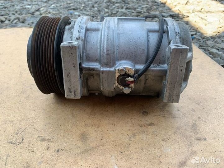 Компрессор кондиционера Mercedes-Benz S-Classe