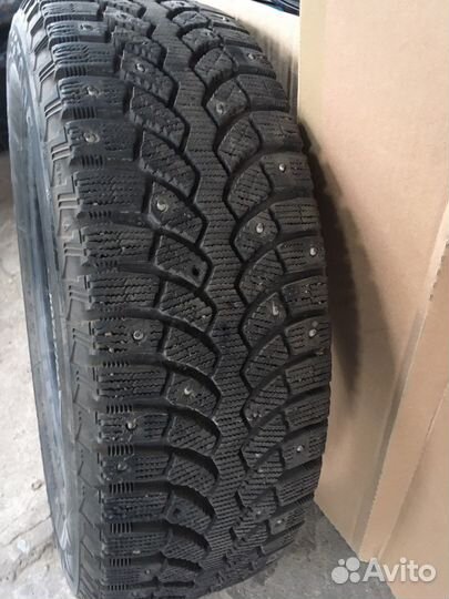 Bridgestone Blizzak Spike-01 175/65 R14