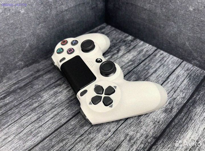 Геймпад DualShock 4