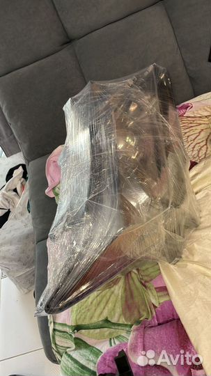 Передние фары на Lexus LX 570 2012-2015 года