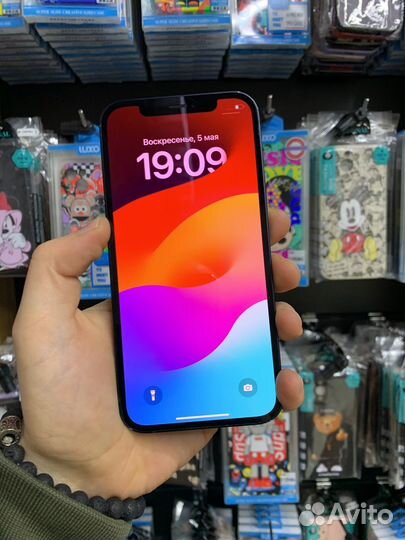 iPhone 12, 64 ГБ