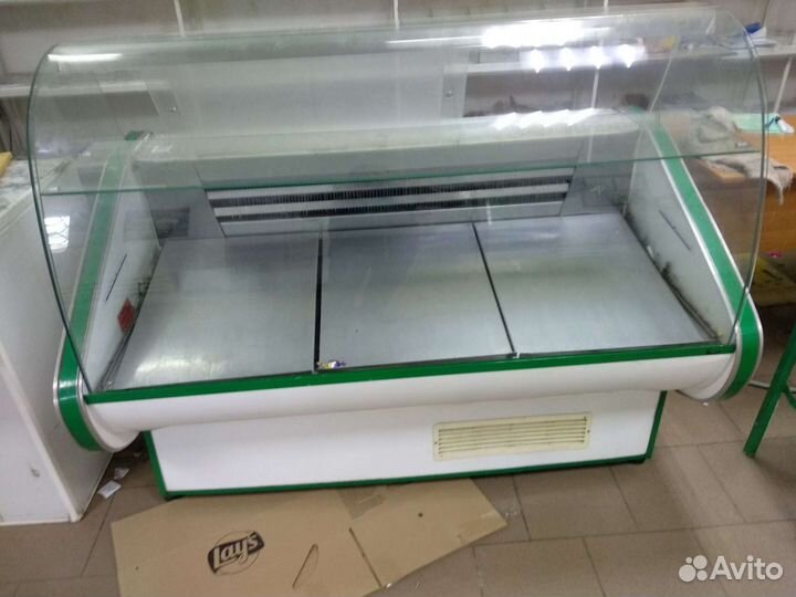 Холодильная витрина бу