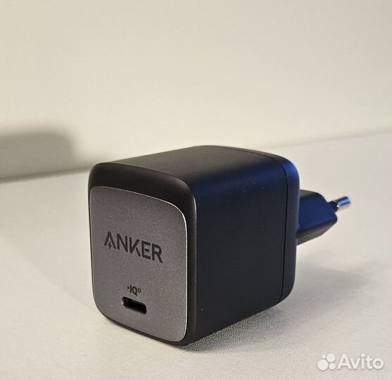 Зарядное устройство Anker Nano II 65W GAN