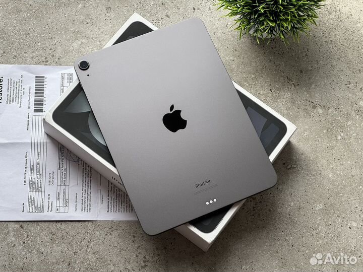 Apple iPad Air 5 2022 M1 64Gb. Гарантия. Чек