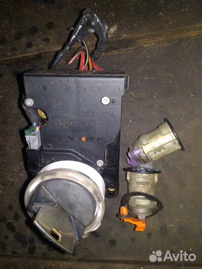 Замок зажигания для jeep