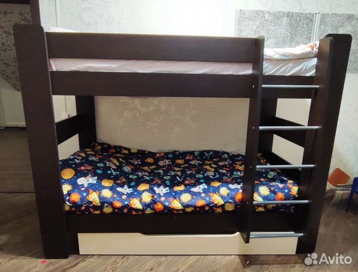 Двухъярусная кровать бу
