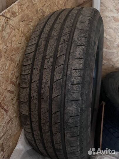 Laufenn G Fit 4S 2.25/65 R17