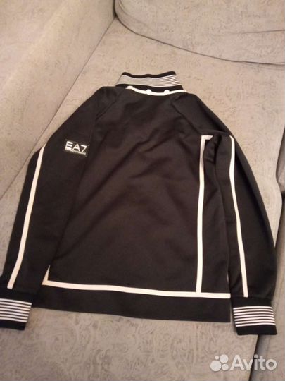 Спортивный костюм женский