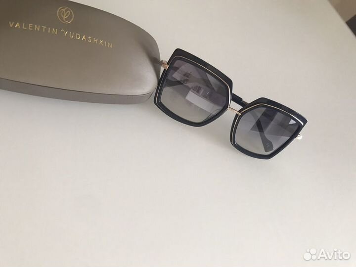 Солнцезащитные очки оригинал Валентин Юдашкин