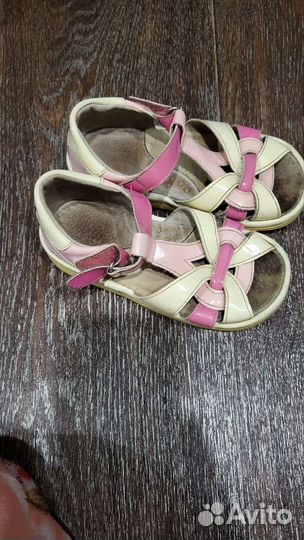 Босоножки детские