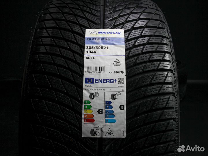 Michelin Pilot Alpin 5 305/30 R21 и 265/35 R21 110V