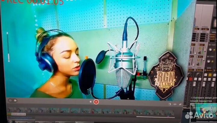 Студия звукозаписи первый час в подарок +