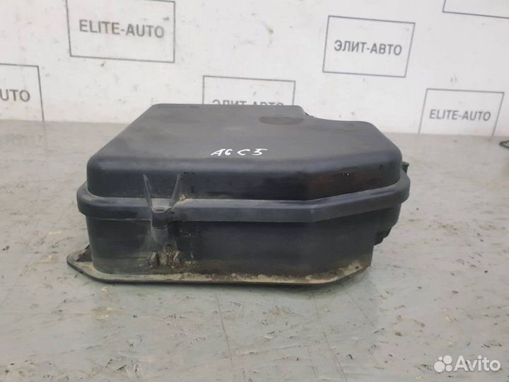 Корпус блока предохранителей Audi A6 Allroad C5