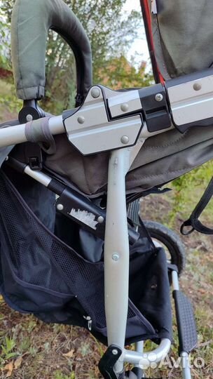 Коляска трёхколёсная bumbleride