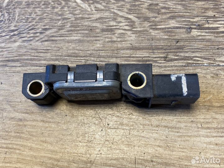 Audi a6 c5 датчик удара