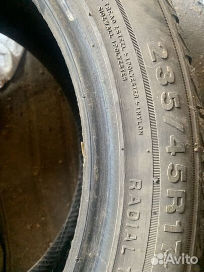 Aderenza ADZA7 235/45 R17