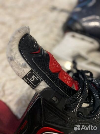 Коньки Bauer Vapor 1x размер 5D