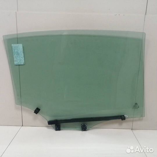 Стекло двери задней левой Citroen C4 2011