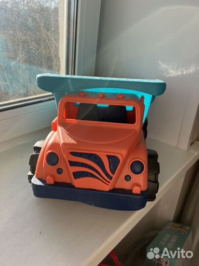 Большой самосвал Battat B.Summer