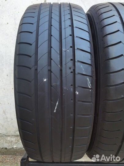 Goodyear EfficientGrip 215/55 R17 94W
