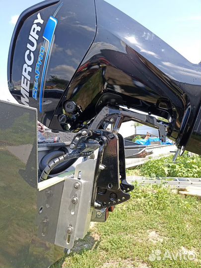 Лодочный мотор Mercury F115XL Sea Pro