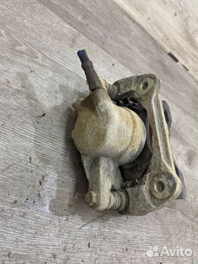 Суппорт тормозной передний правый Vortex Tingo