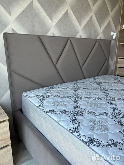 Кровать geometry + матрас