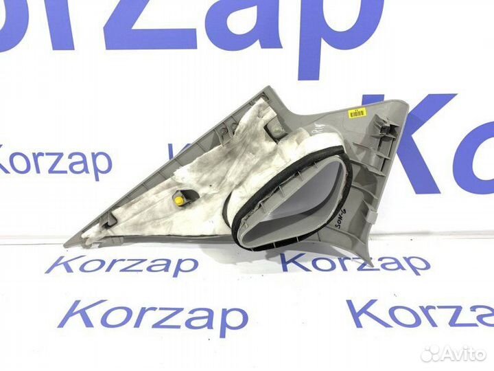 Обшивка задняя правая Hyundai Sonata 6 YF