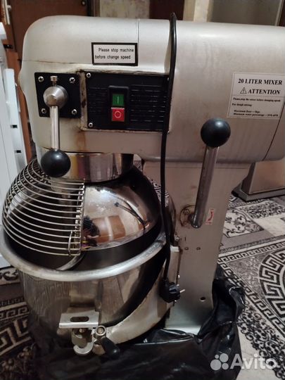 Миксер планетарный профессиональный бу