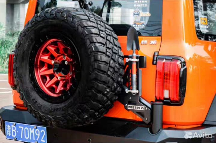 Tank 300 Фонарь на калитку