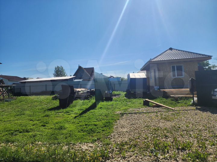 Дом 24 м² на участке 10 сот.